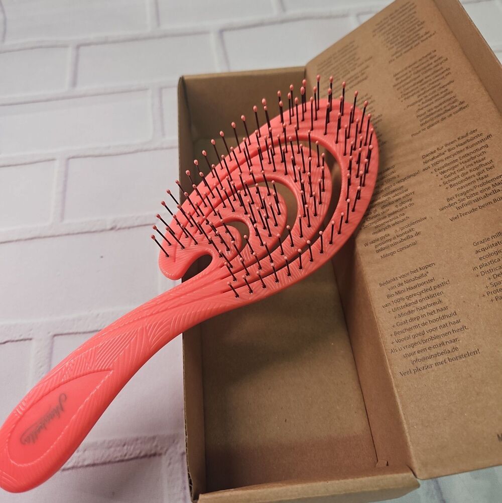 Ninabella Detangle Hair Brush for Women & Men - Does not Pull Regular, Coral Red